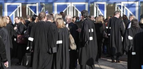 le-point-avocats-vers-une-revolution-dans-lindustrie-du-droit.jpg