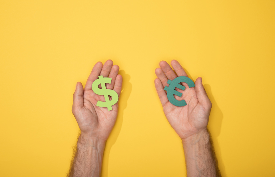 trust-américain-fiscalité-expatriés-dollar-euro.jpg