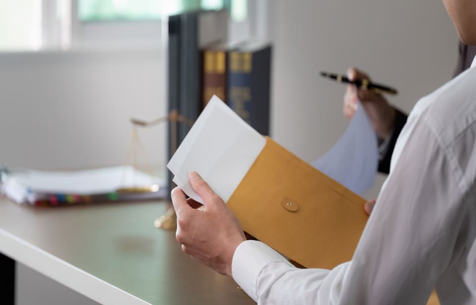 Amende-administrative-pour-emploi-d-un-etranger-sans-titre.jpg
